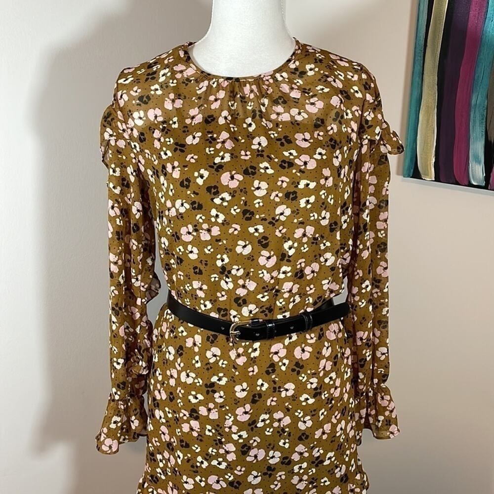 Floral Cottagecore/Prairie Style Ruffle Midi Dress - Picture 3 of 10